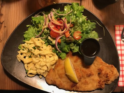 Leckeres Schnitzel im Roten Hirsch gestern